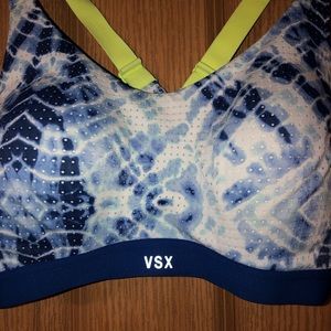 Victoria Secret Sports Bra